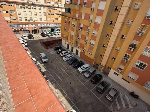 Piso de 95 m² en Sevilla