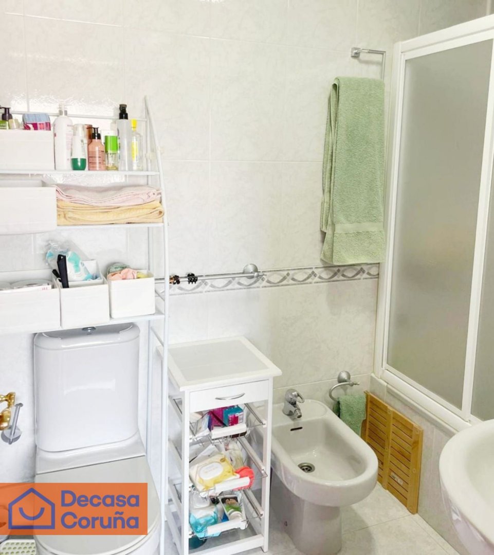 Piso de 90 m² en Oleiros
