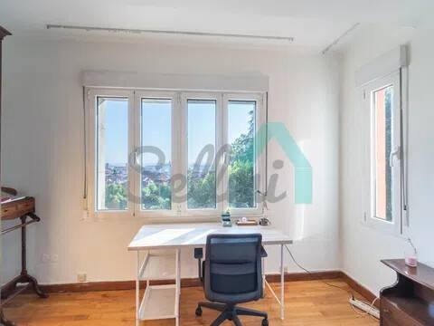Piso de 212 m² en Oviedo