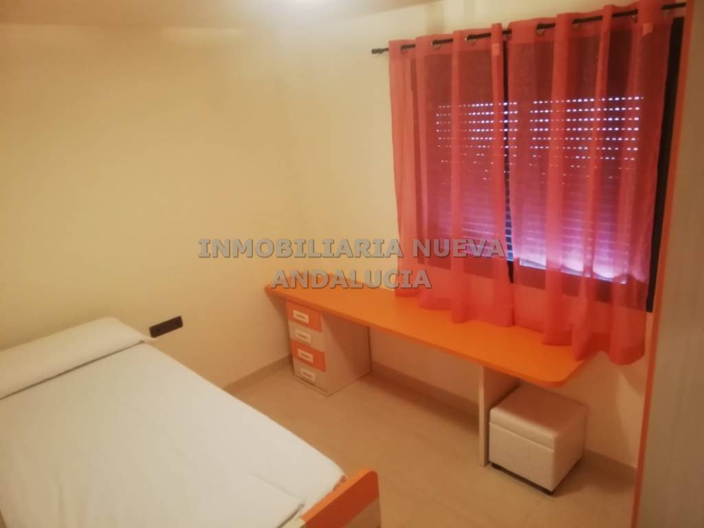 Piso de 60 m² en Almería