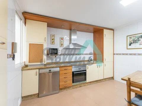 Piso de 104 m² en Oviedo