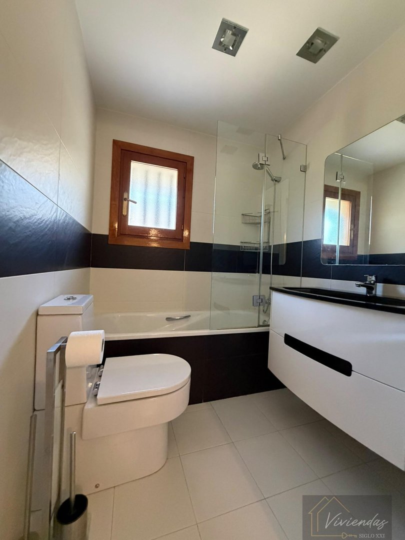 Casa de 380 m² a Pozuelo de Alarcón