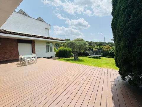 Habitación 450 m², Gerona