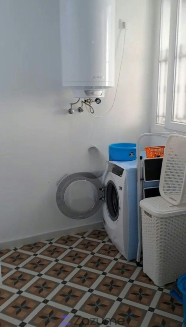 Piso de 90 m² en Linares