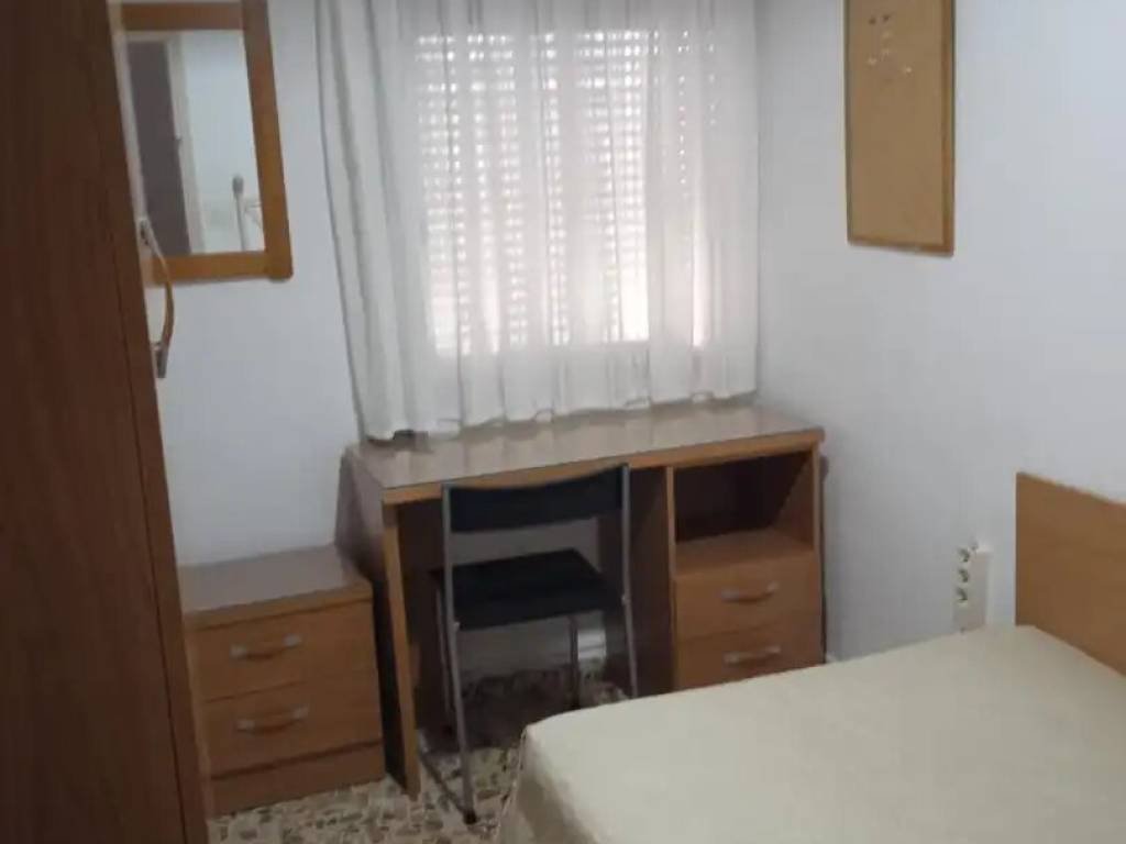Piso de 100 m² en Jaén