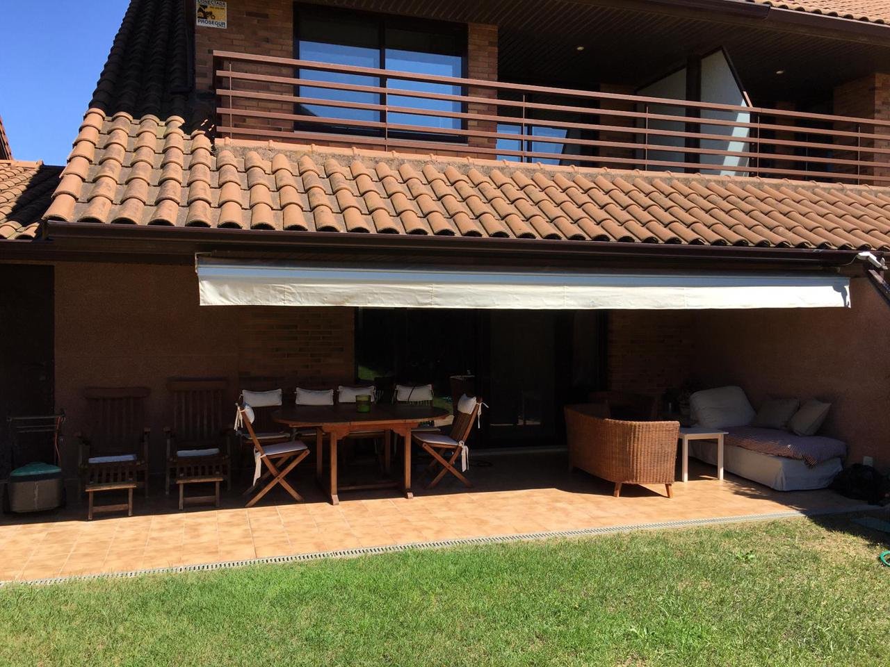 Casa de 437 m² en Villanueva de Gállego