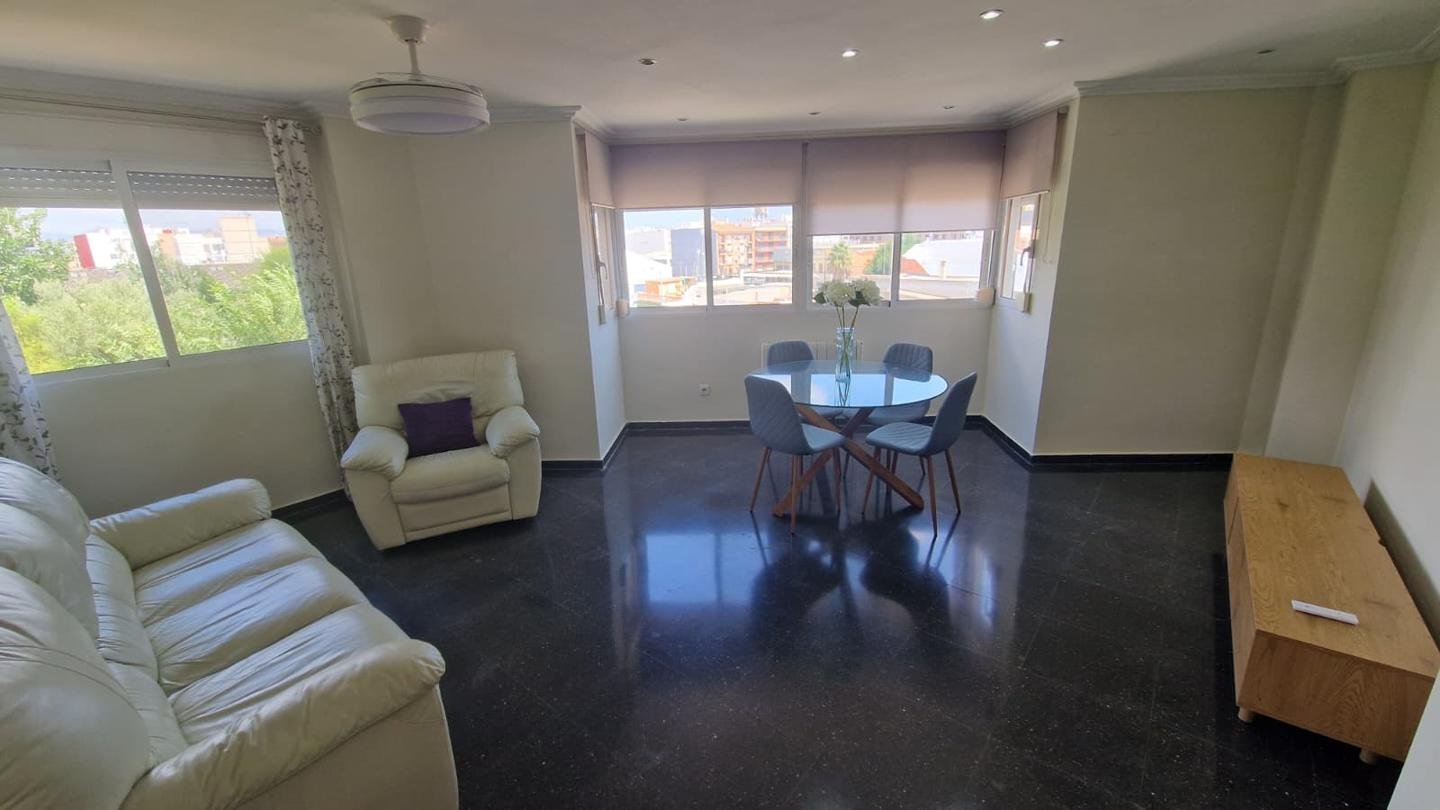 Habitación 144 m², Moncada
