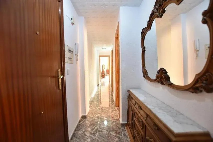 Piso de 85 m² en Granada