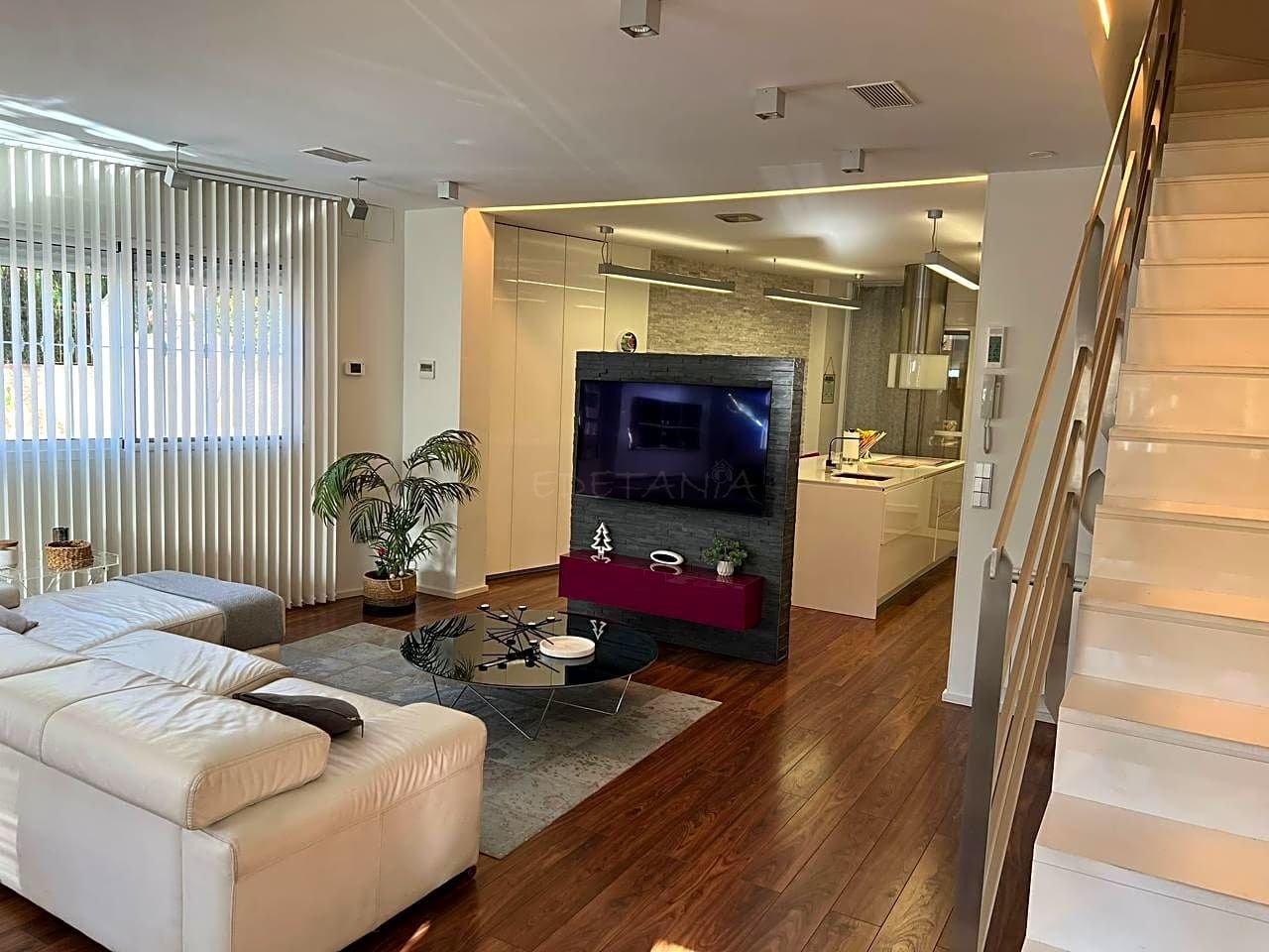Habitación 225 m², Moncada
