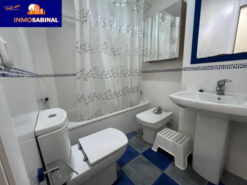 Piso de 136 m² en Roquetas de Mar