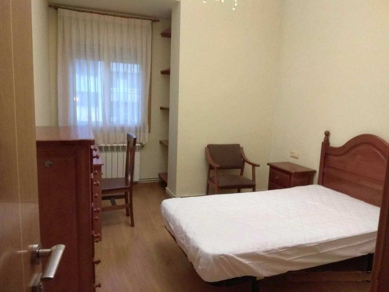 Habitación 120 m², Ourense