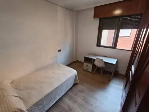 Quarto para alugar, Albacete