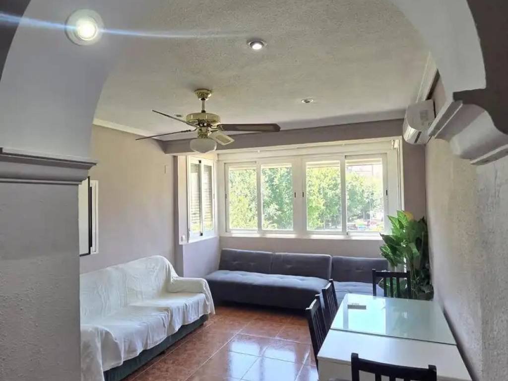 Piso de 100 m² en Jaén