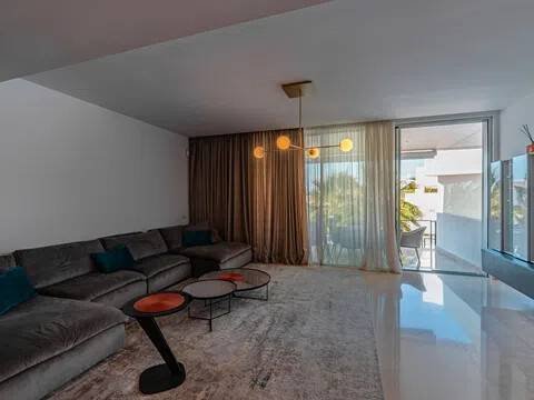 Appartamento 321 m² a Marbella