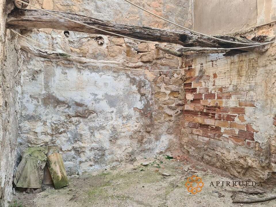 Casa de 245 m² en Escatrón