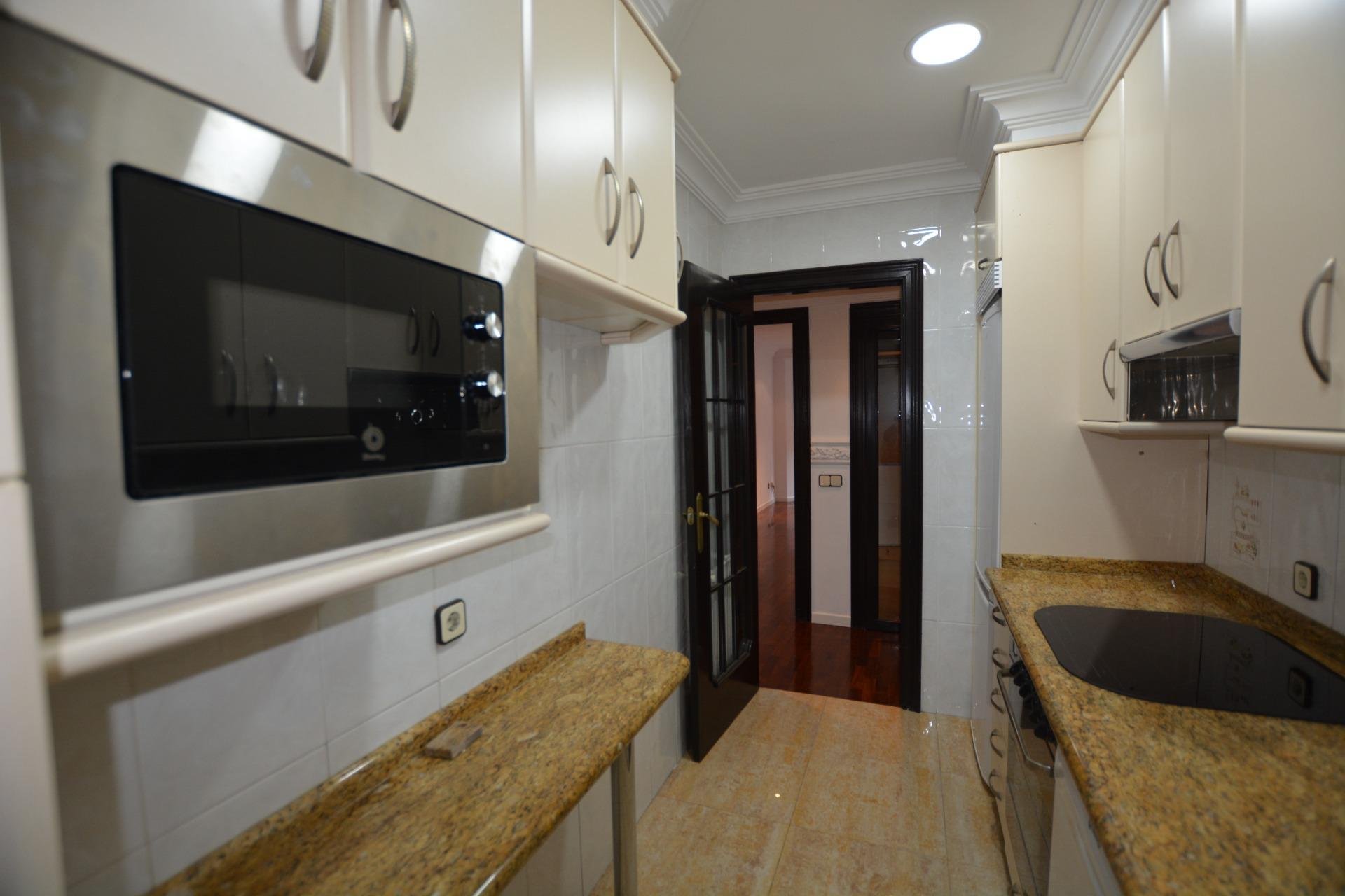 Piso de 76 m² en Oviedo