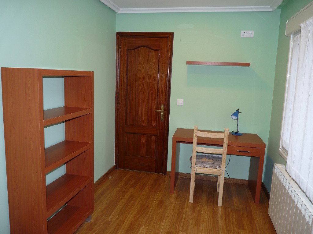 Stanza 75 m², Oviedo