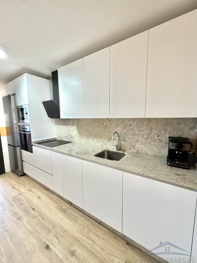 Flat 80 m² in Roquetas de Mar