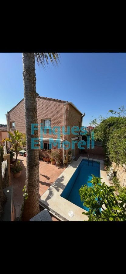 Casa de 242 m² en Vila-rodona