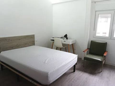 Habitación 93 m², Ávila