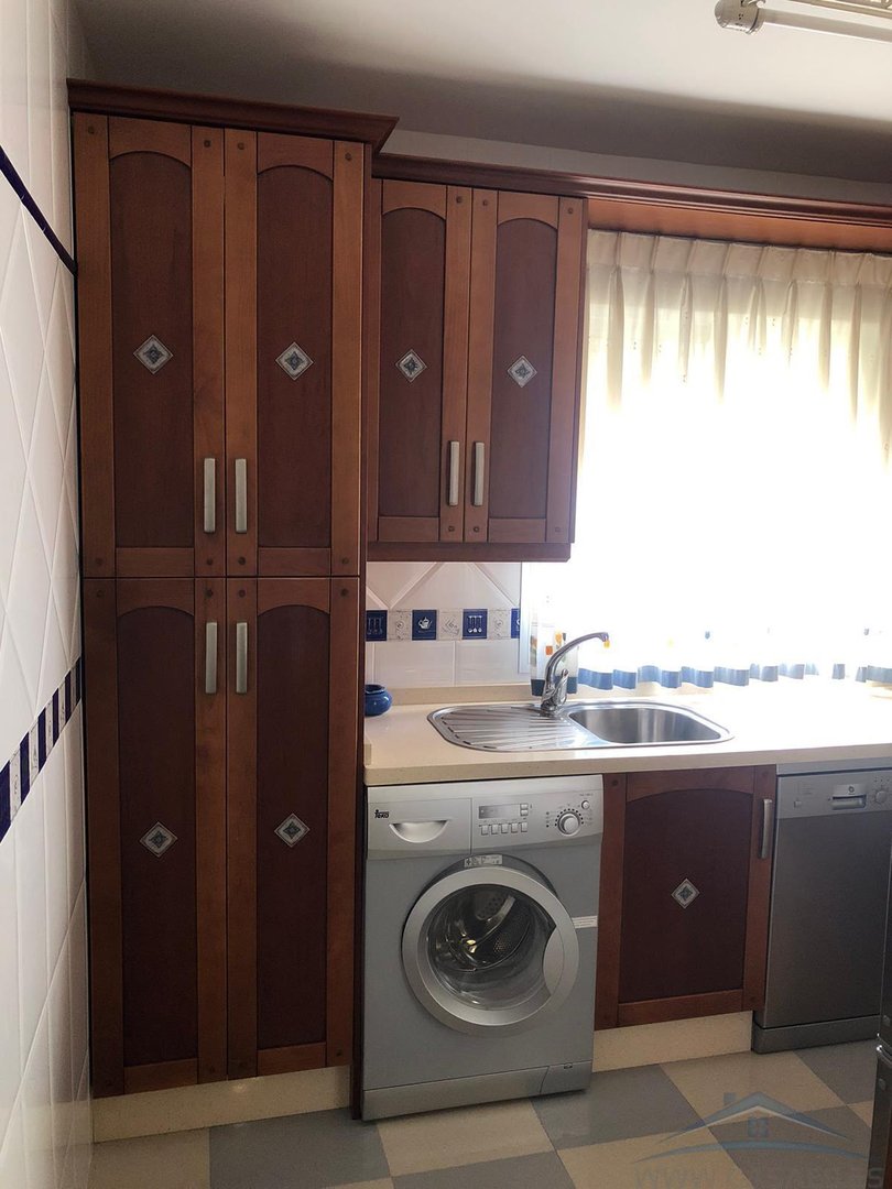 Piso de 95 m² en Roquetas de Mar