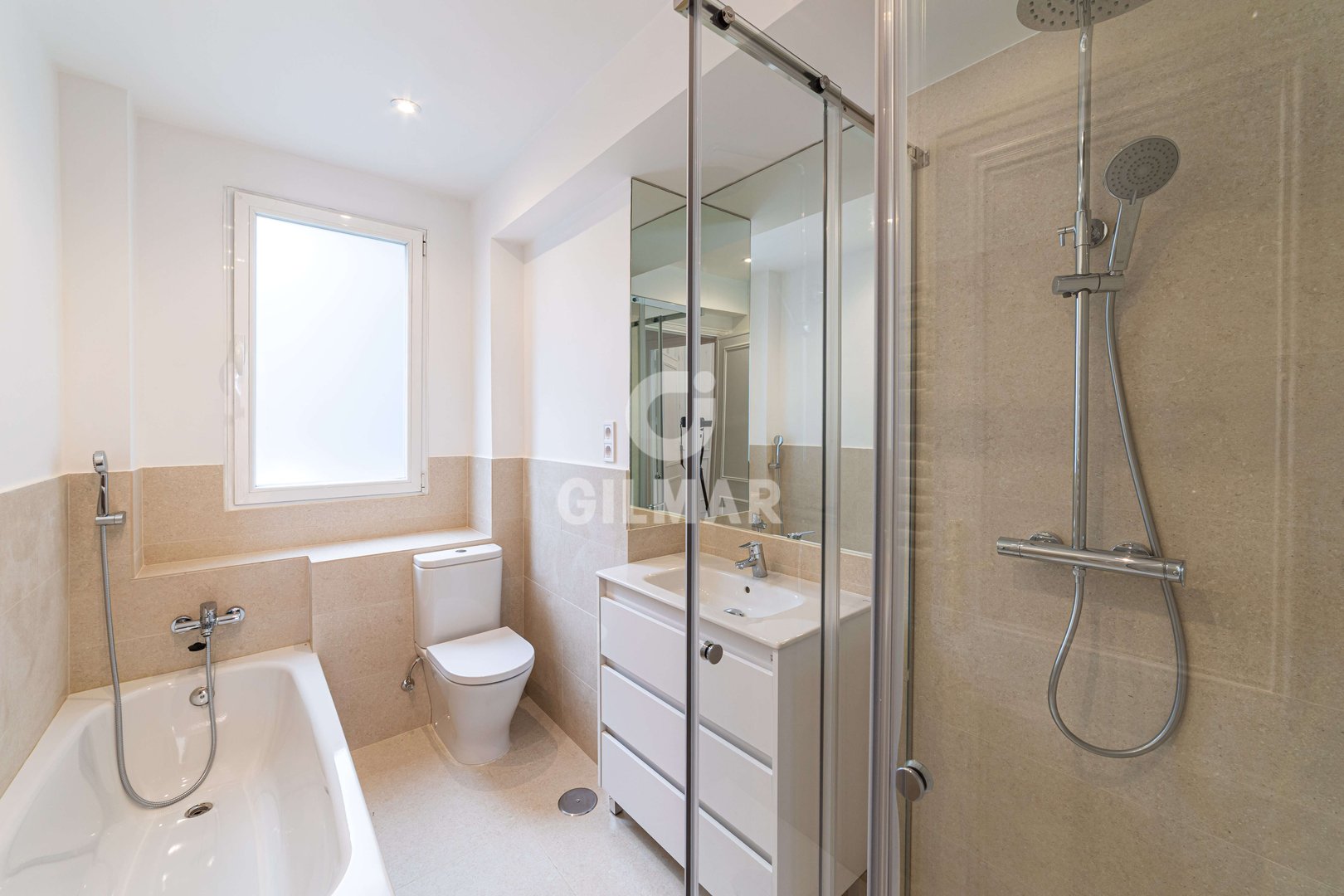 Appartamento 270 m² a Madrid