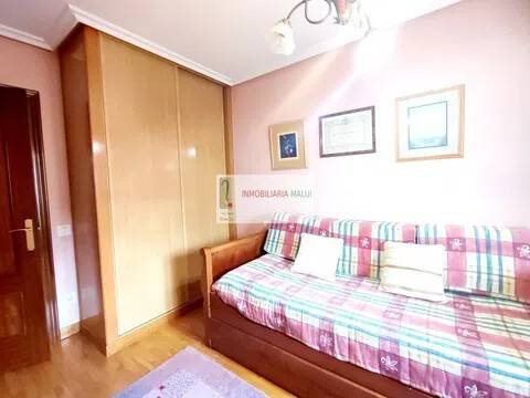 Piso de 113 m² en Oviedo