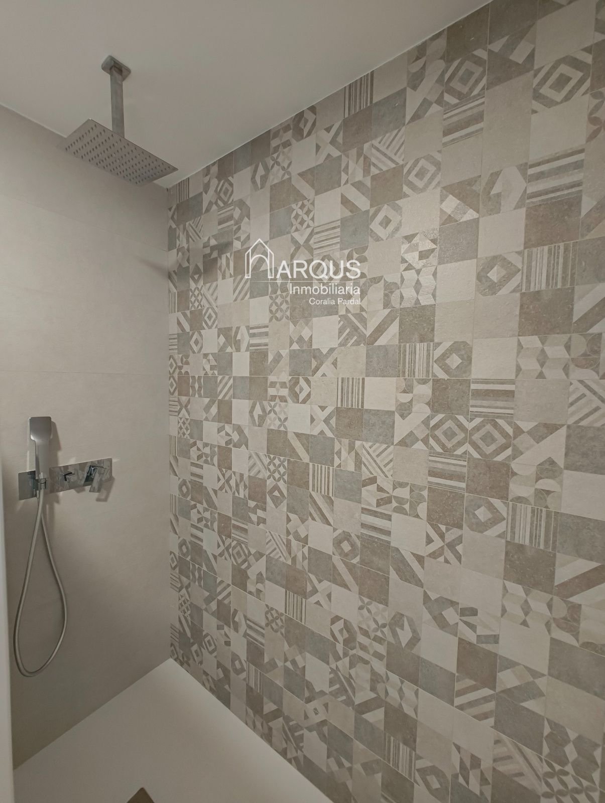 Piso de 138 m² en Santiago de Compostela