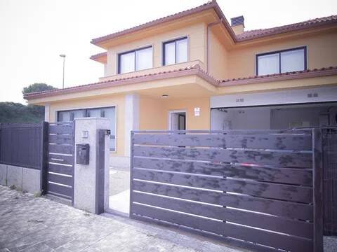 Casa de 251 m² en Ferrol