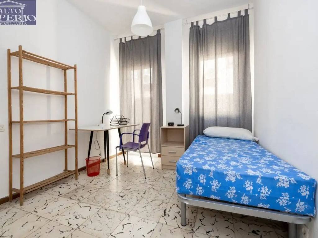 Piso de 105 m² en Granada