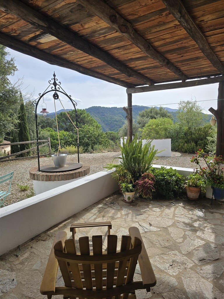 Квартира 225 м² в Jubrique