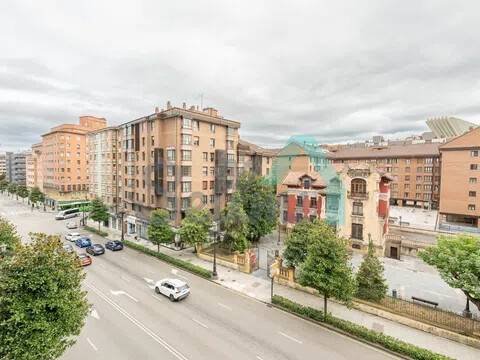 Piso de 78 m² en Oviedo