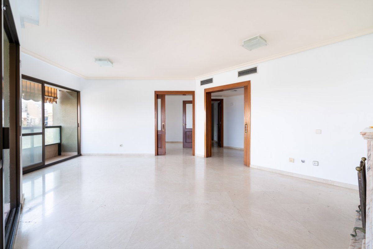 Piso de 218 m² en Almería