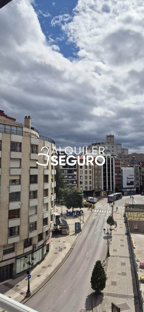Piso de 160 m² en Oviedo