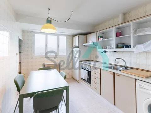Piso de 80 m² en Oviedo