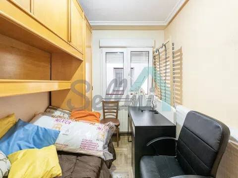 Piso de 80 m² en Oviedo