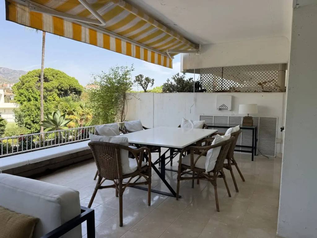 Wohnung 242 m² in Marbella