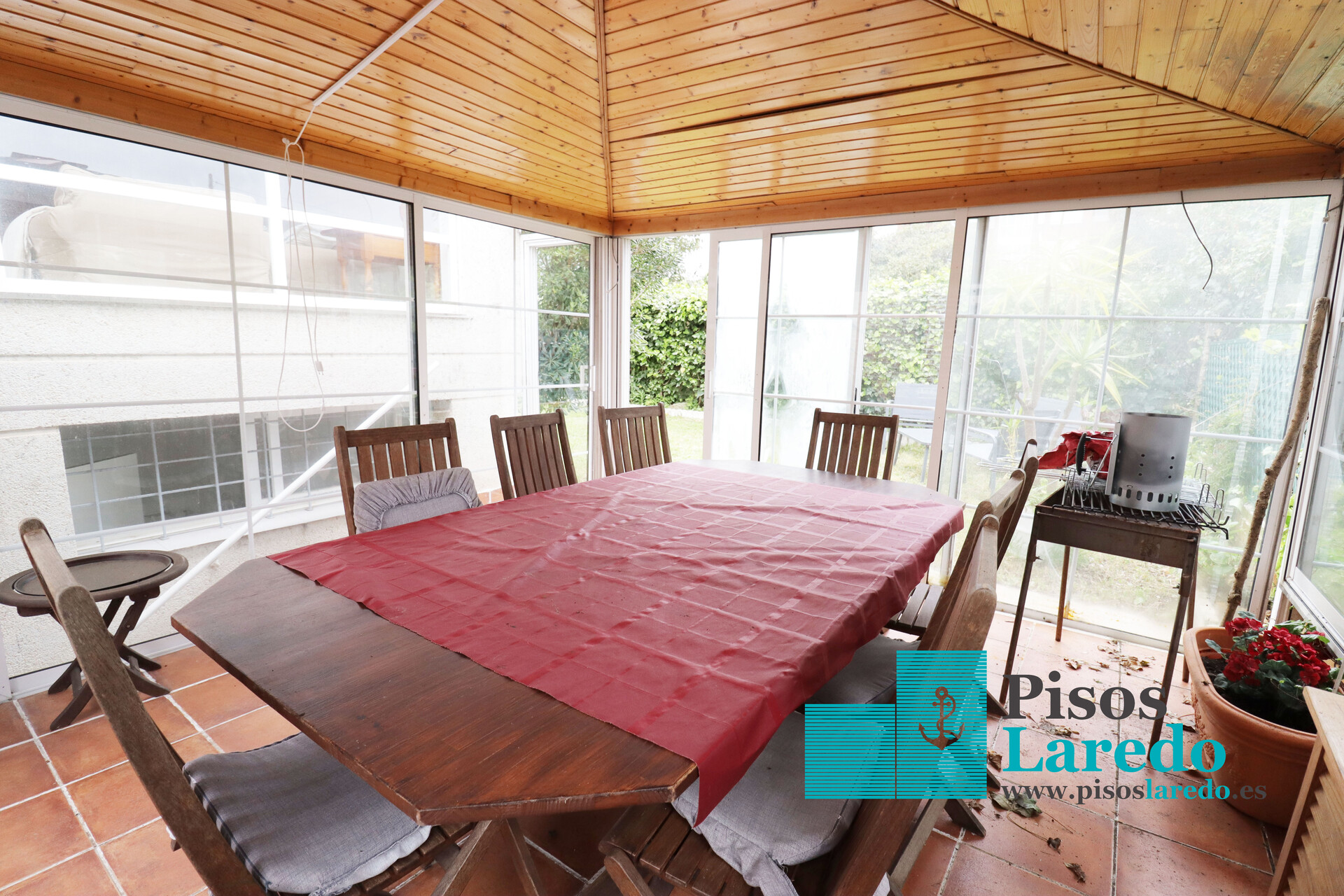 Casa de 200 m² en Laredo