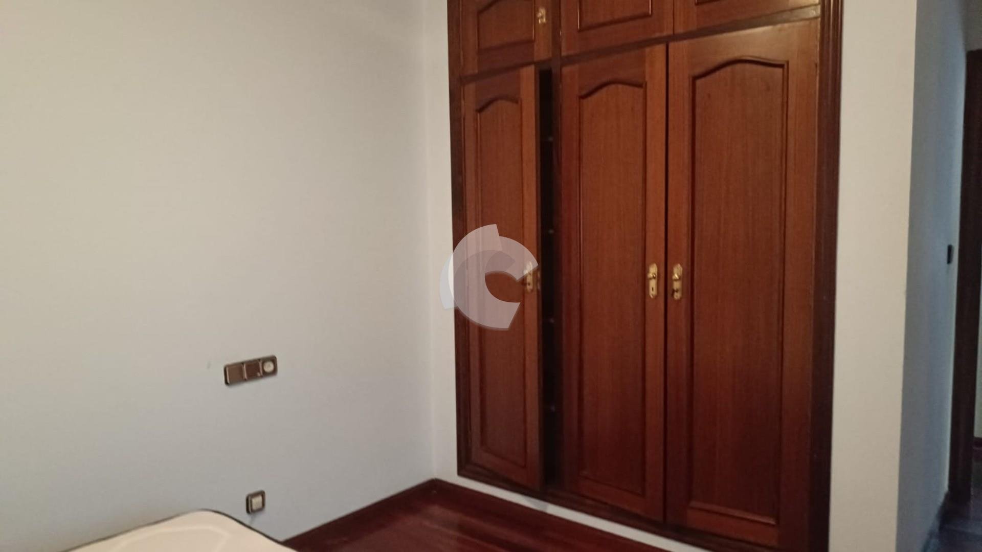 Pis de 90 m² a Ourense