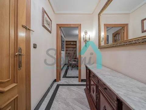 Wohnung 101 m² in Oviedo