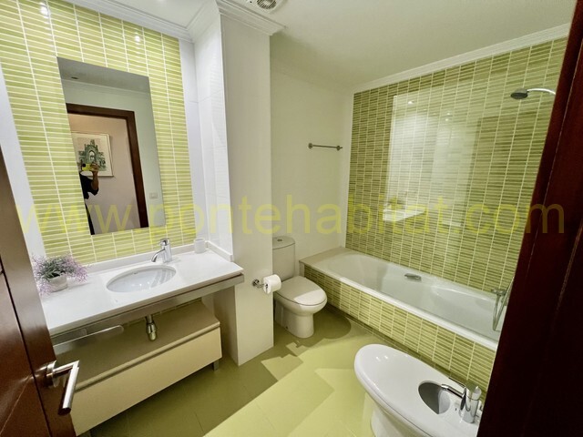 Pis de 170 m² a Pontevedra