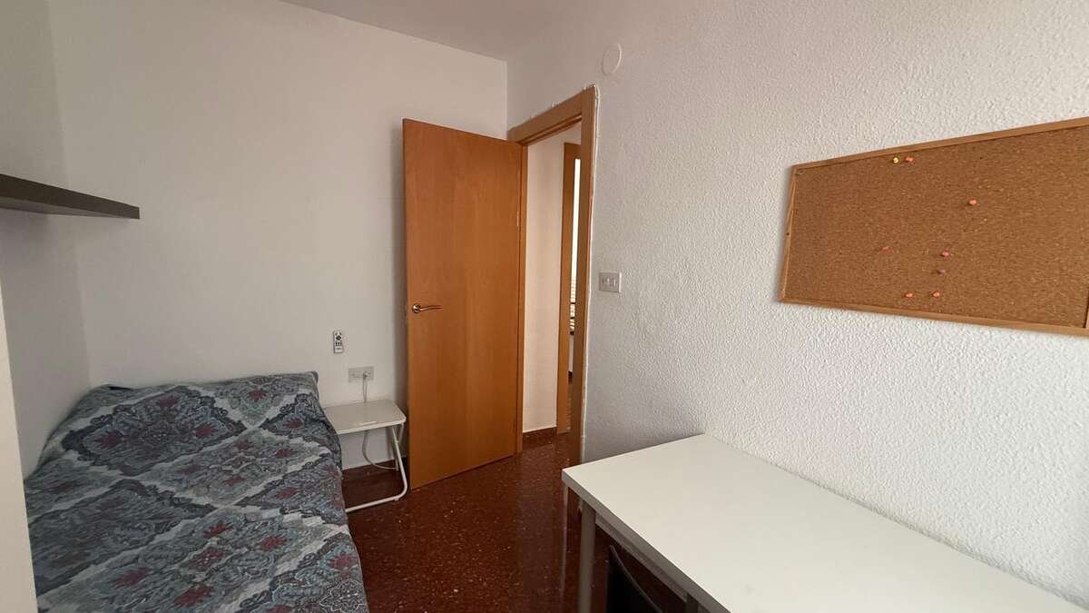 Piso de 90 m² en Granada