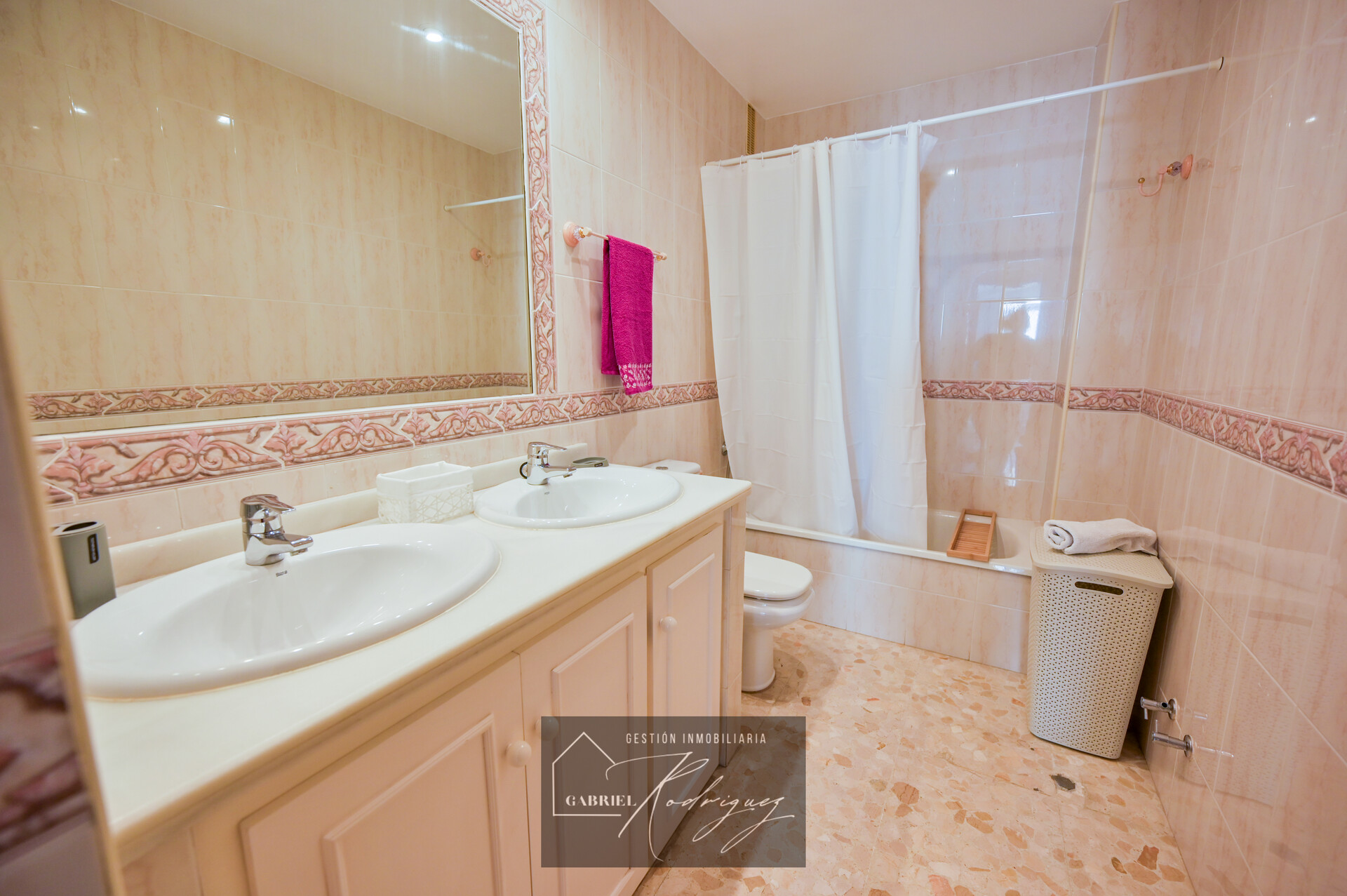 Piso de 120 m² en Almuñécar