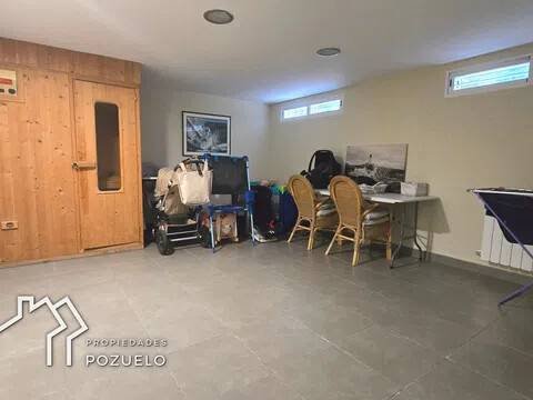 Maison 370 m² à Pozuelo de Alarcón