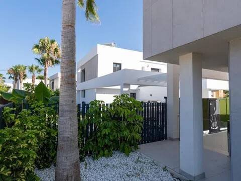 Casa de 260 m² en San Juan de Alicante