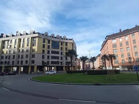 Piso de 93 m² en Oviedo