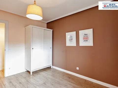 Piso de 90 m² en Zaragoza