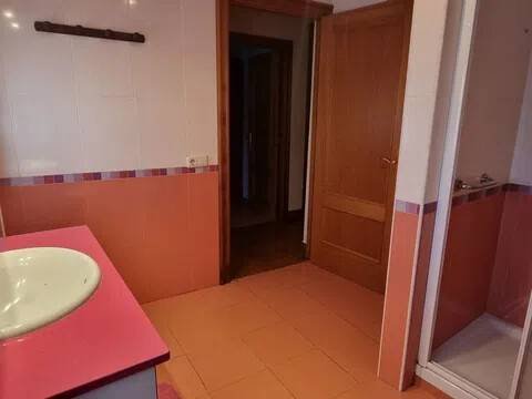 Piso de 175 m² en Alcanadre