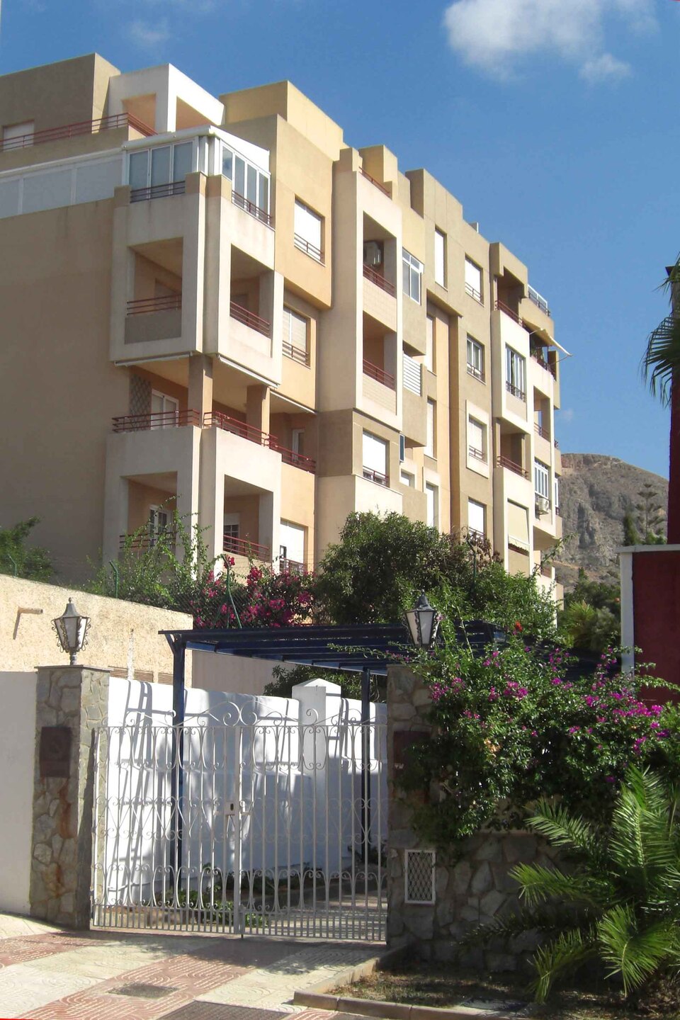 Piso de 95 m² en Roquetas de Mar