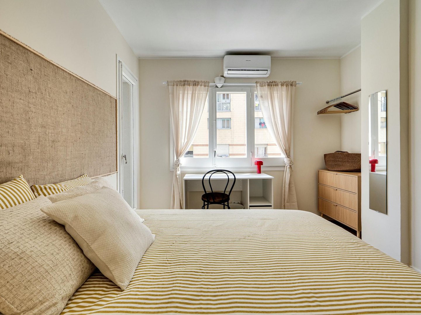 Habitación 77 m², Barcelona